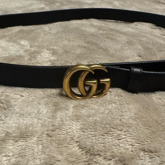 Gucci Black Skinny Belt with Gold GG Buckle
